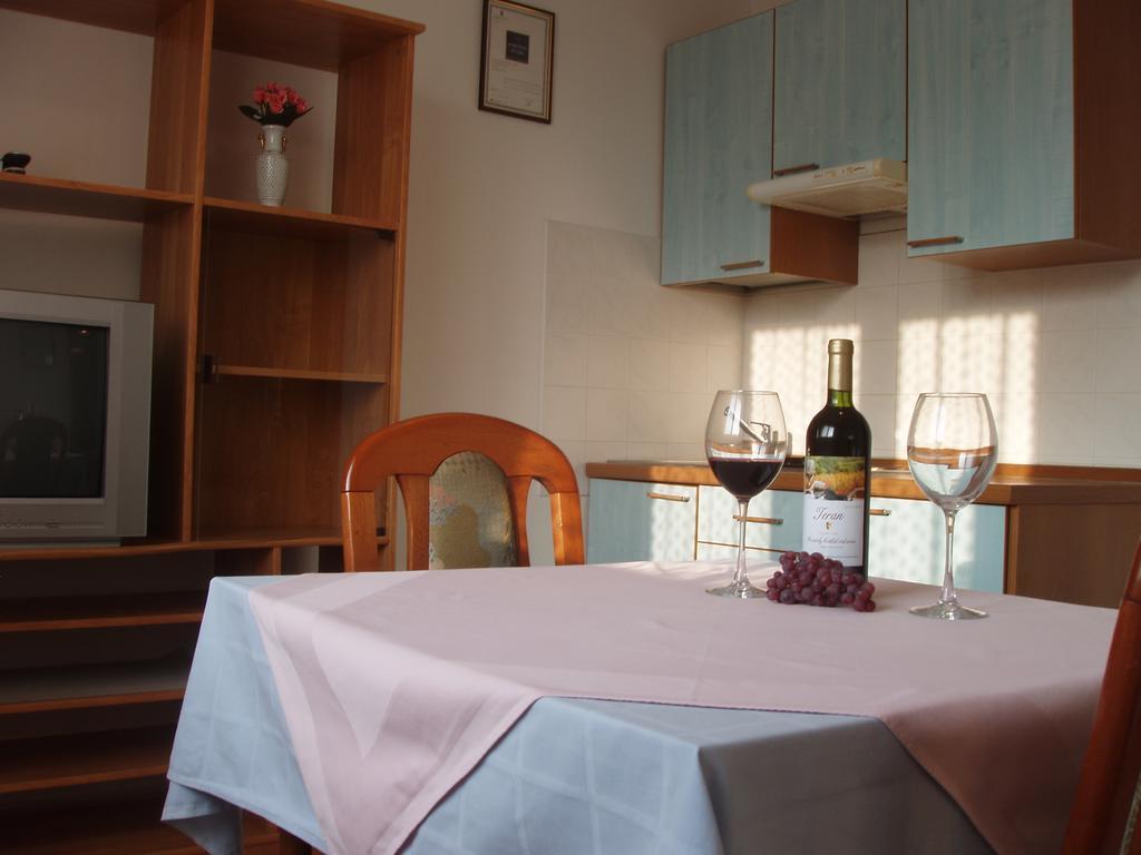 Apartments Porec Istria By Nina Camera foto