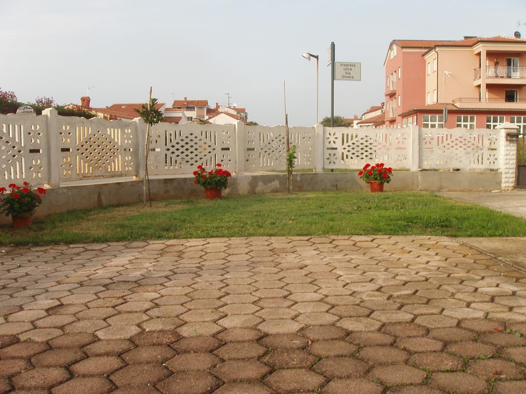 Apartments Porec Istria By Nina Esterno foto